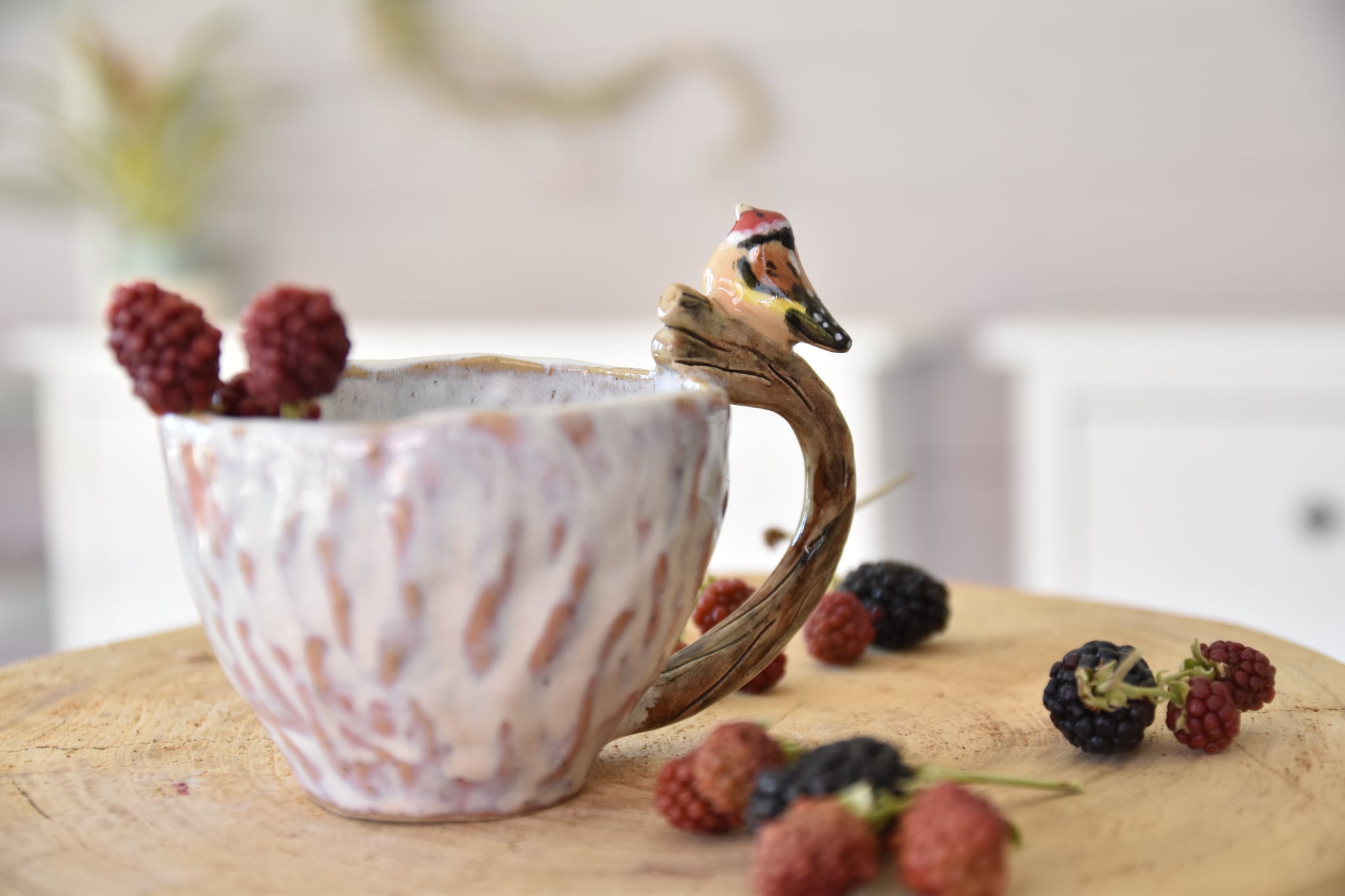 Stehlík na konáriku rose&white mug (cca 2,5dcl)